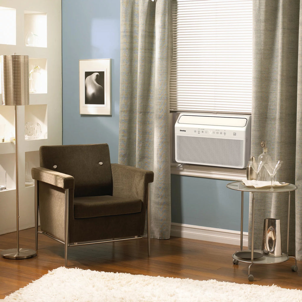 8,000 BTU White Window AC T371999