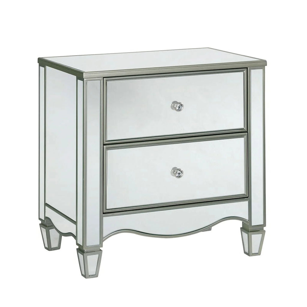 Silver Wood 3-Piece Bedroom Set D6827