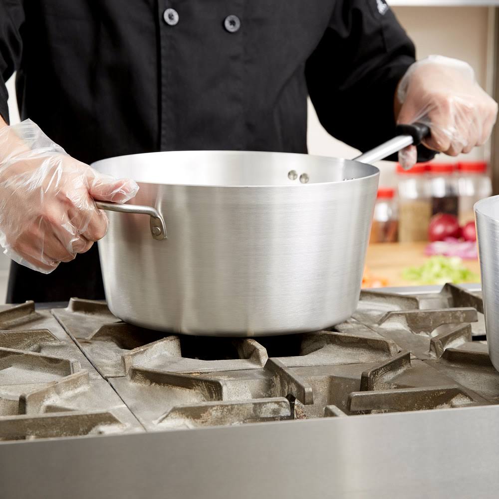 8.5 Quart Aluminum Sauce Pan Q451690