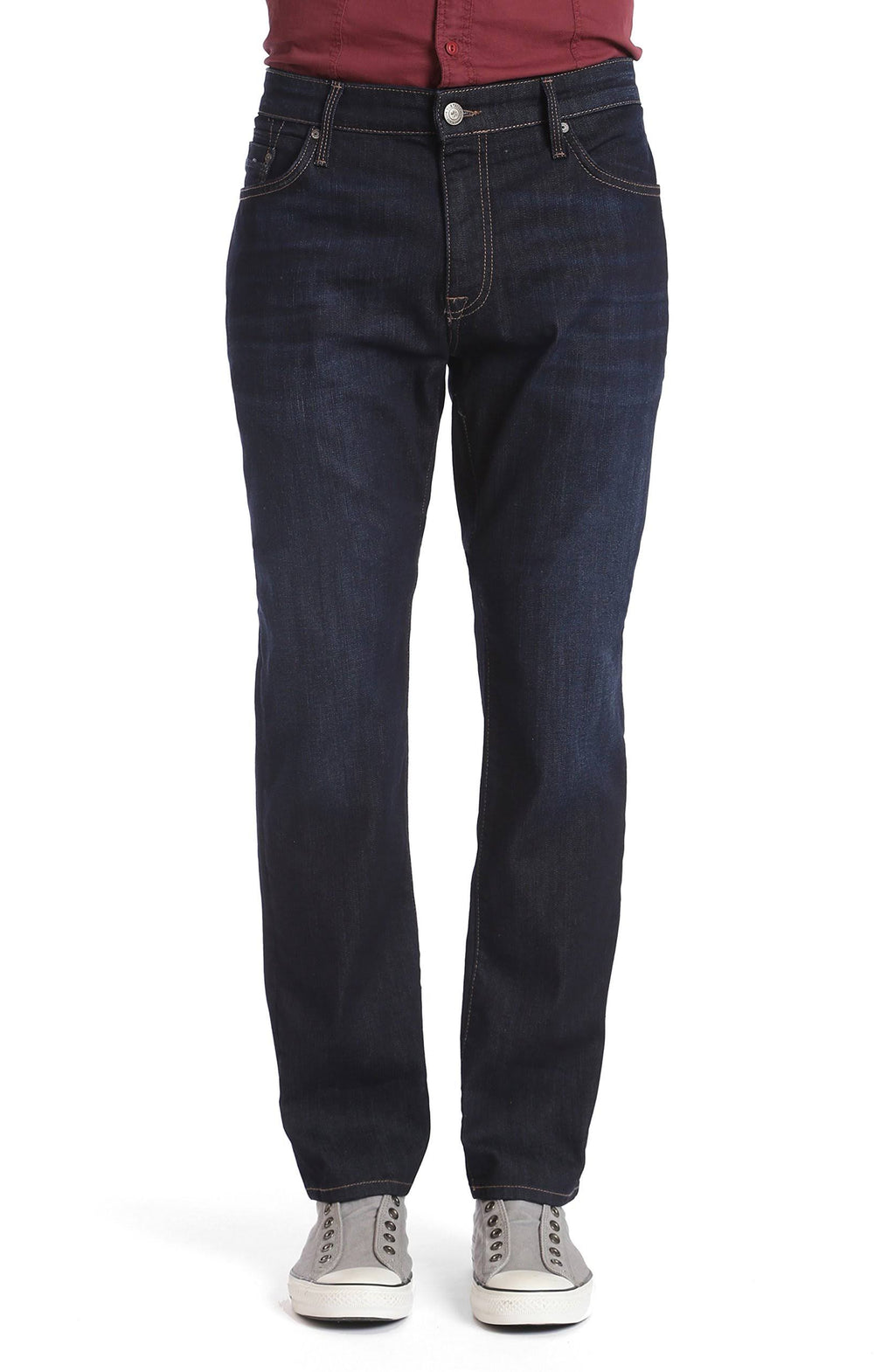 Marcus Slim Straight Jeans R7721