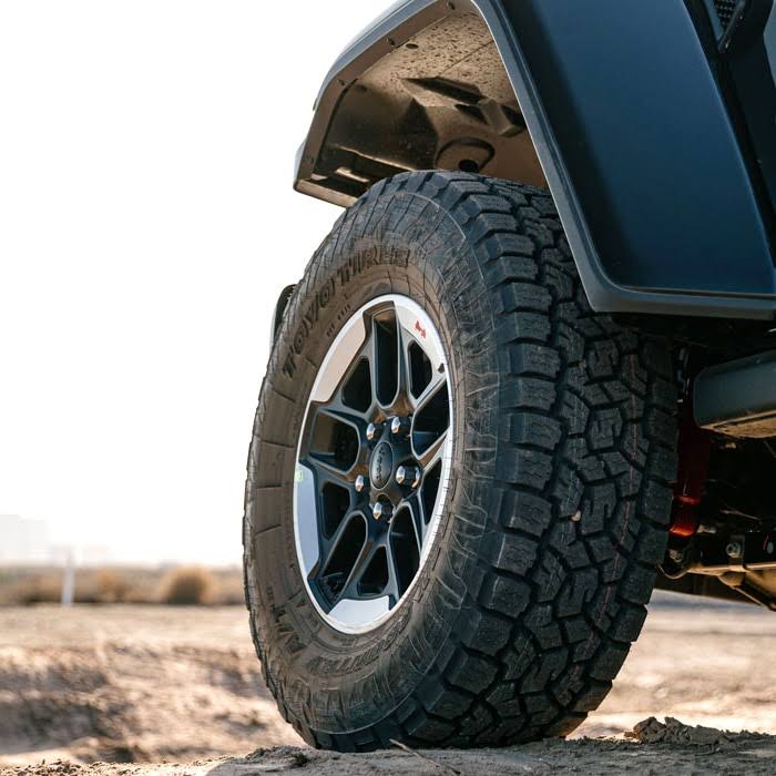 35X11.50R17 All-Terrain Tire S108