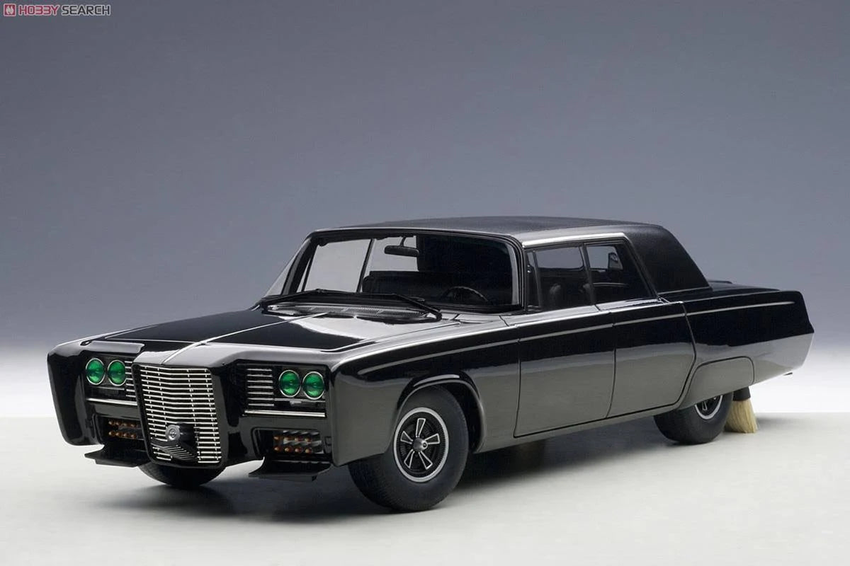 Black 1/18 Diecast Model Car D6906