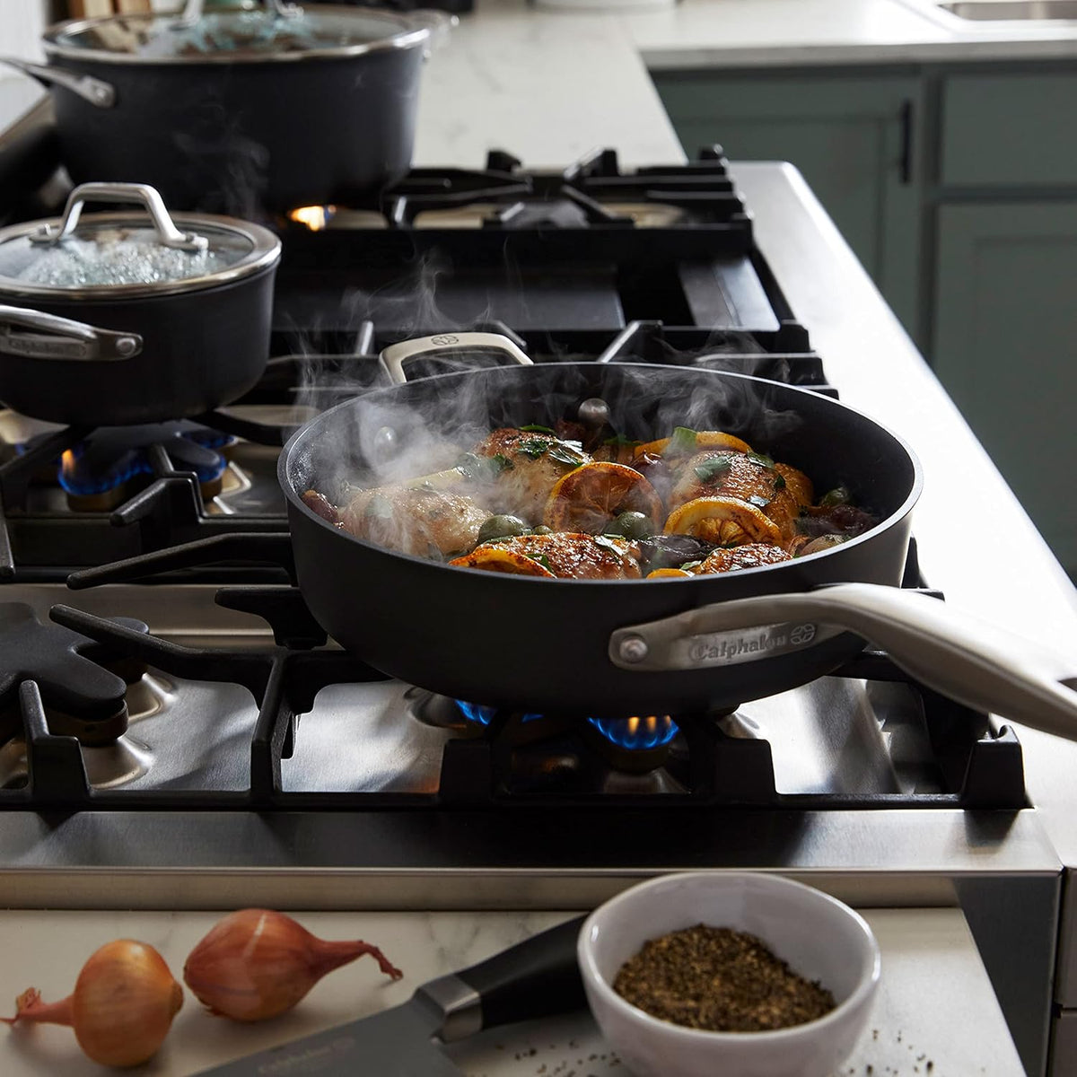 12-Inch Hard-Anodized Nonstick Frying Pan with Lid X744