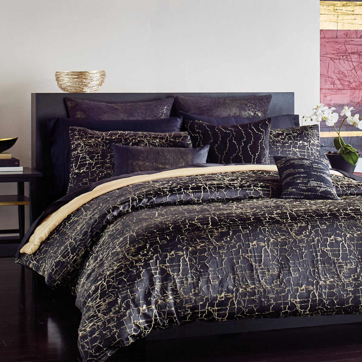 Onyx Standard Sham - Black M1371
