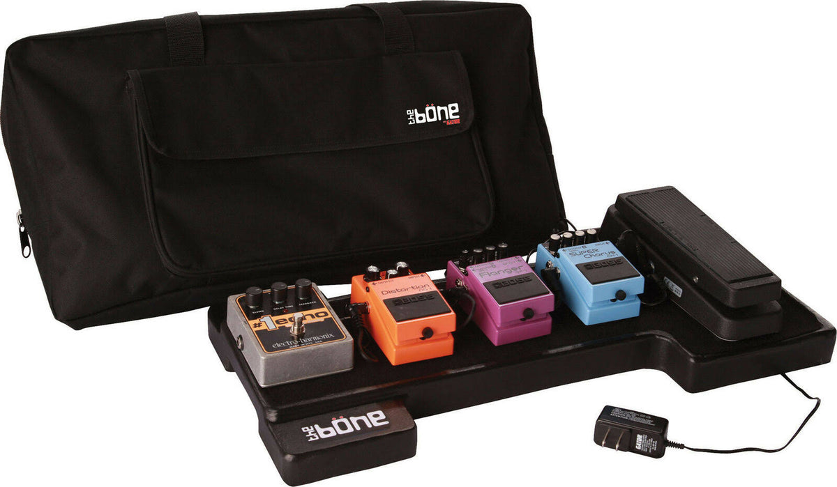 Pedal Board and Carrying Case Q33358