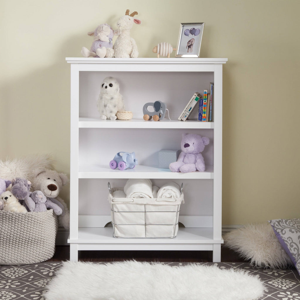 White Bookcase/Hutch B135